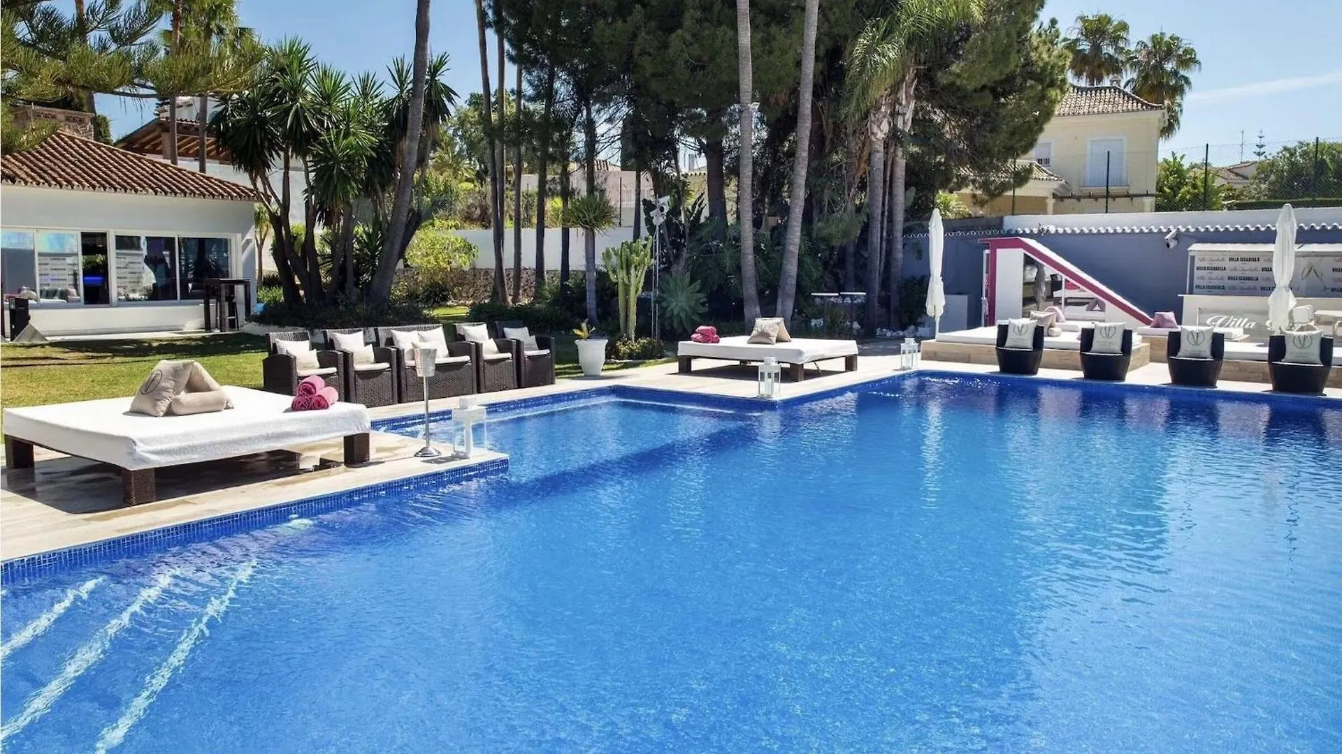 Modern Versace-Themed Villa Marbella