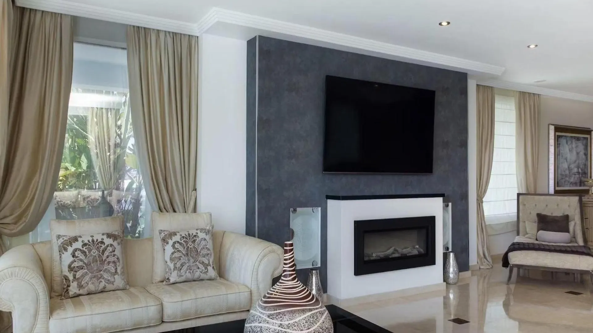 Modern Versace-Themed Villa Marbella