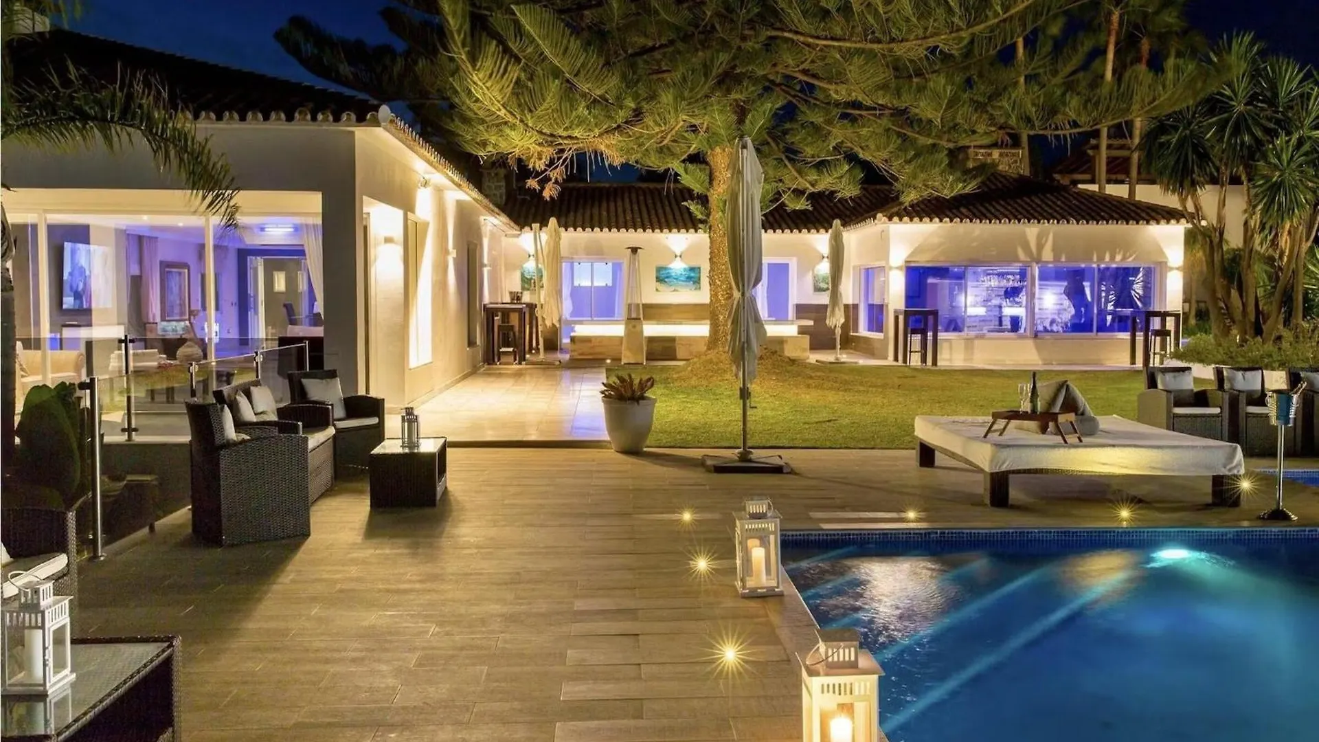 Modern Versace-Themed Villa Marbella